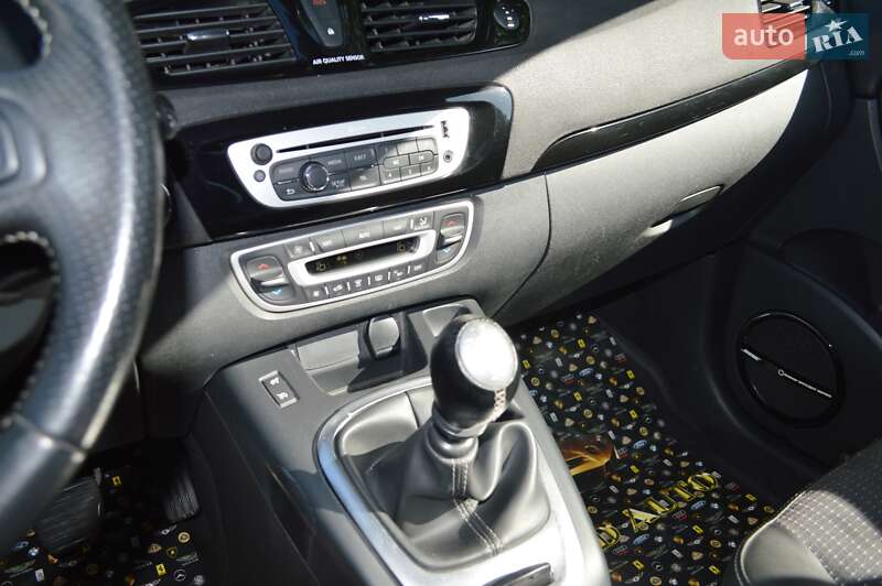 Минивэн Renault Scenic 2013 в Одессе