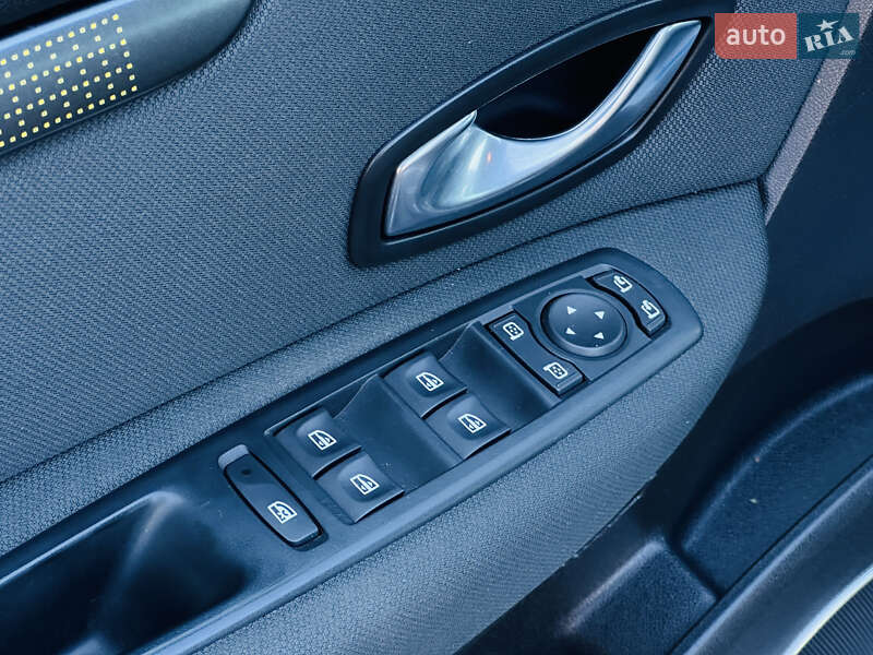 Минивэн Renault Scenic 2009 в Харькове фото 18 Минивэн Renault Scenic 2009 в Харькове