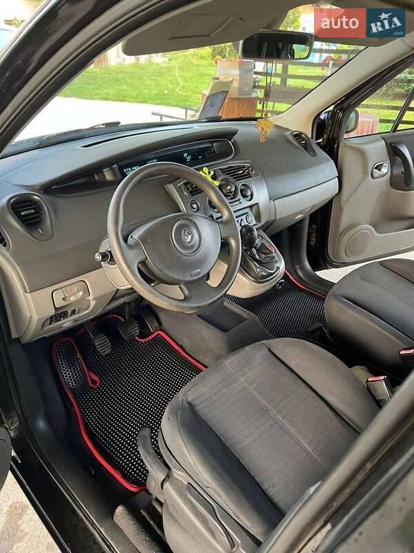 Минивэн Renault Scenic 2008 в Яворове