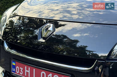Минивэн Renault Scenic 2013 в 