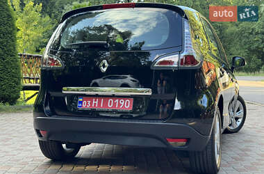Минивэн Renault Scenic 2013 в 
