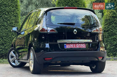 Минивэн Renault Scenic 2013 в 