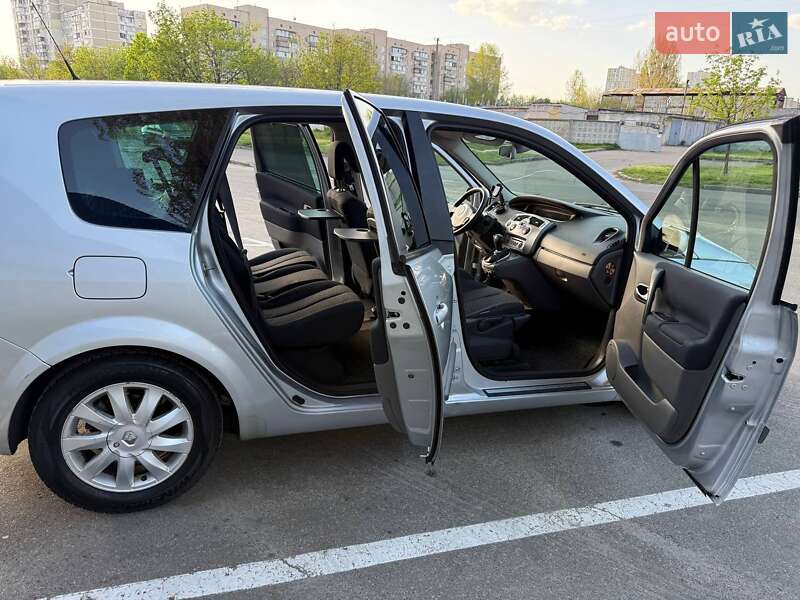 Минивэн Renault Scenic 2007 в Киеве фото 12 Минивэн Renault Scenic 2007 в Киеве