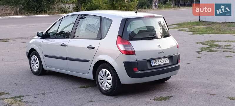 Мінівен Renault Scenic 2005 в Жовтих Водах