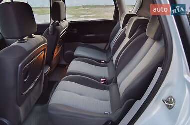 Минивэн Renault Scenic 2005 в 