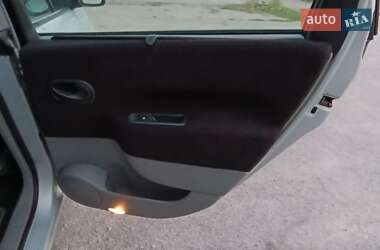 Минивэн Renault Scenic 2005 в 