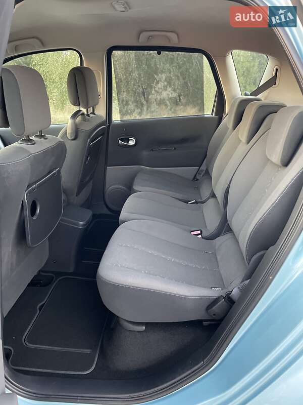 Минивэн Renault Scenic 2008 в Днепре