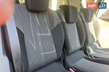 Минивэн Renault Scenic 2005 в 