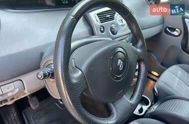 Минивэн Renault Scenic 2005 в 
