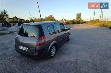 Минивэн Renault Scenic 2004 в 