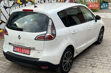 Минивэн Renault Scenic 2013 в 