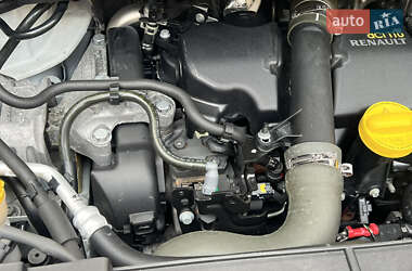 Минивэн Renault Scenic 2013 в 