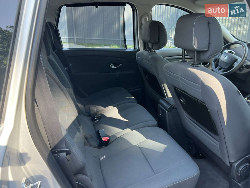 Минивэн Renault Scenic 2009 в Виннице