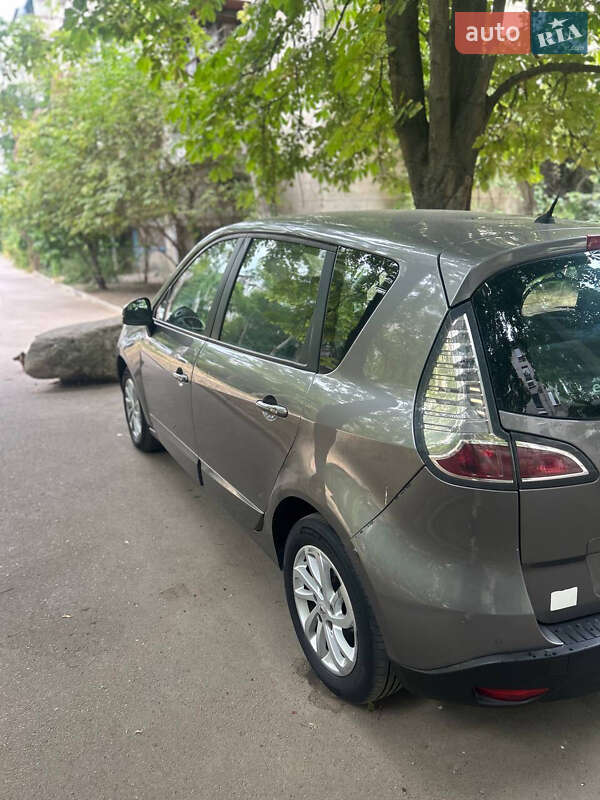 Минивэн Renault Scenic 2012 в Одессе