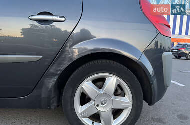 Минивэн Renault Scenic 2008 в 