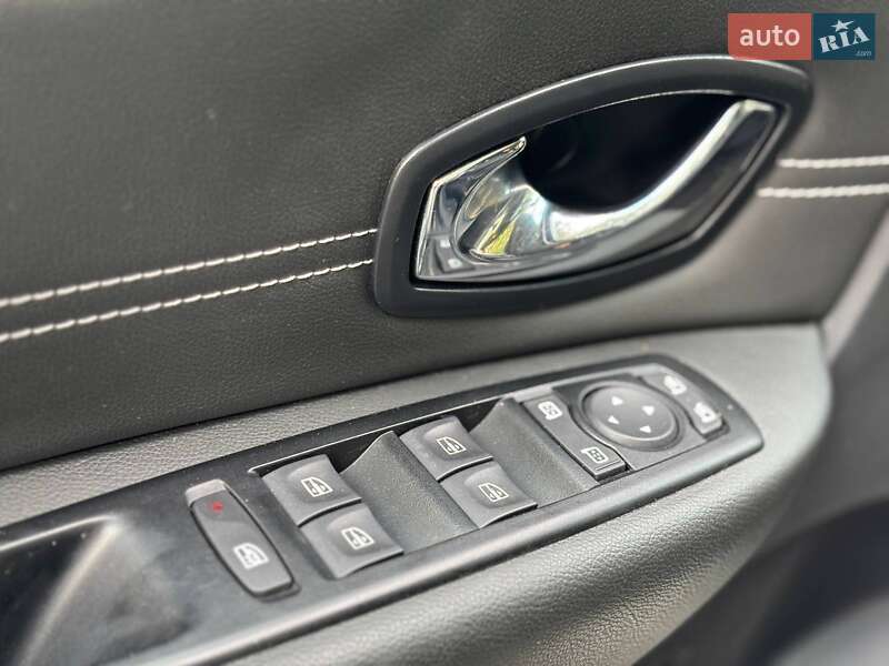 Мінівен Renault Scenic 2014 в Києві фото 31 Мінівен Renault Scenic 2014 в Києві