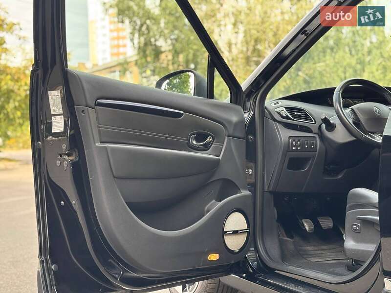 Мінівен Renault Scenic 2014 в Києві фото 46 Мінівен Renault Scenic 2014 в Києві