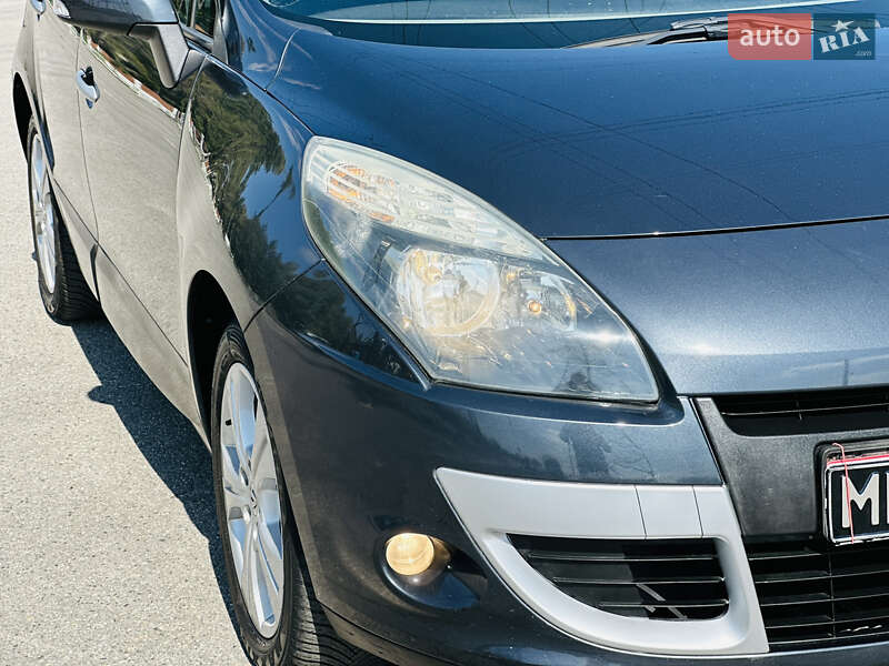 Минивэн Renault Scenic 2009 в Харькове