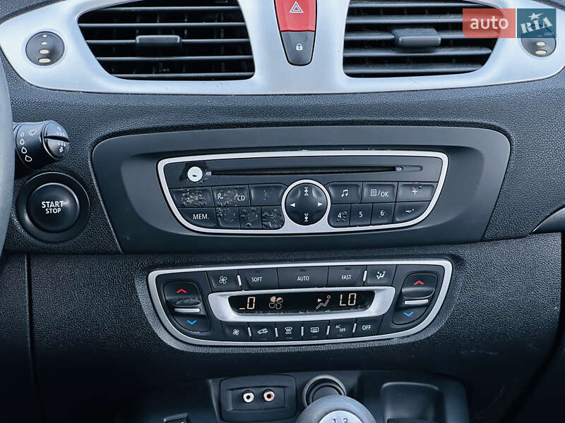 Минивэн Renault Scenic 2009 в Харькове