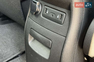 Минивэн Renault Scenic 2019 в 