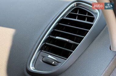 Минивэн Renault Scenic 2019 в 