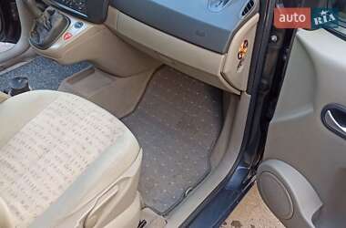 Минивэн Renault Scenic 2006 в 