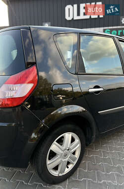 Минивэн Renault Scenic 2004 в 
