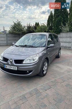 Минивэн Renault Scenic 2008 в Ровно