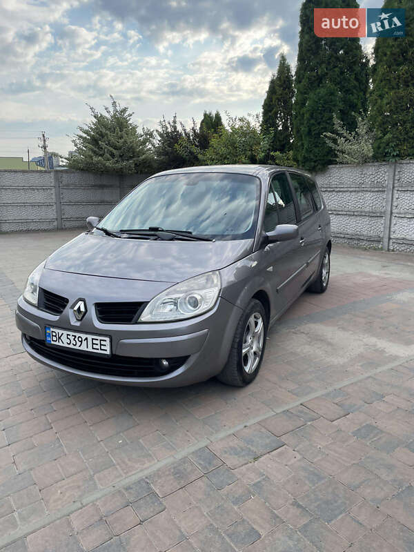 Минивэн Renault Scenic 2008 в 