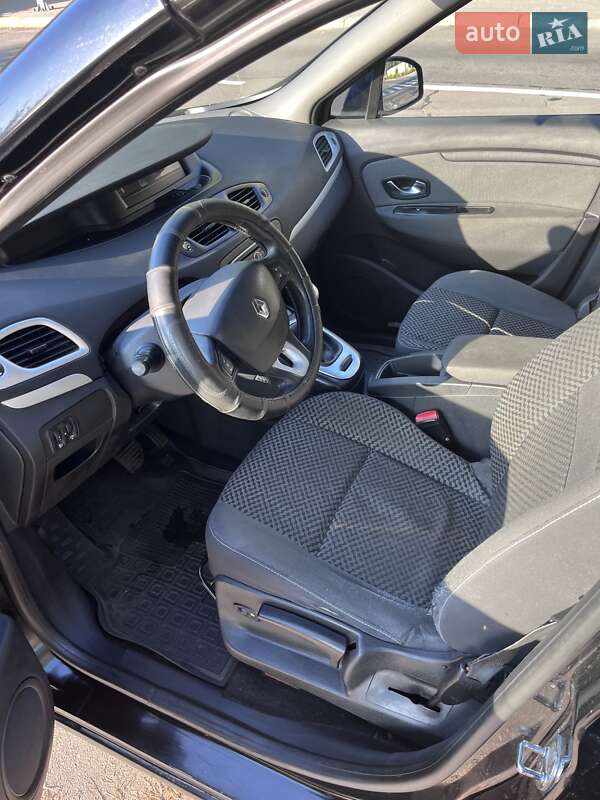 Минивэн Renault Scenic 2011 в Киеве