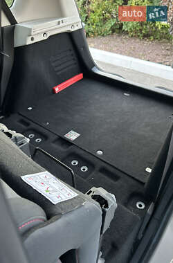 Минивэн Renault Scenic 2013 в 
