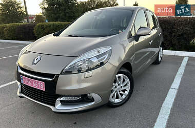 Минивэн Renault Scenic 2013 в 