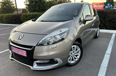 Минивэн Renault Scenic 2013 в 