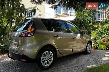 Минивэн Renault Scenic 2014 в 