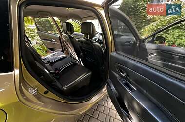 Минивэн Renault Scenic 2014 в 