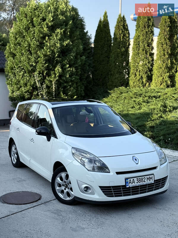 Renault Scenic 2011