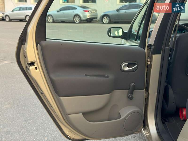 Минивэн Renault Scenic 2007 в Киеве