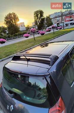 Мінівен Renault Scenic 2005 в 