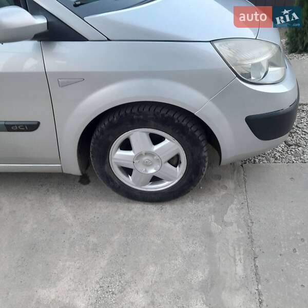 Минивэн Renault Scenic 2006 в Подвысоком