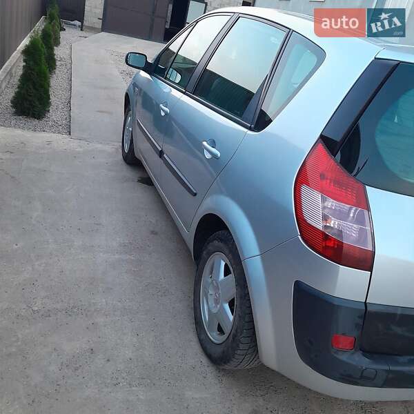 Минивэн Renault Scenic 2006 в Подвысоком