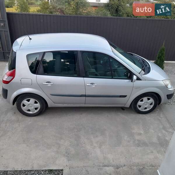 Минивэн Renault Scenic 2006 в 