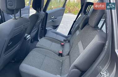 Минивэн Renault Scenic 2011 в 