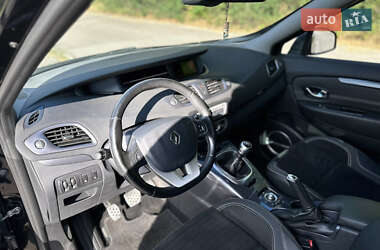 Минивэн Renault Scenic 2014 в 