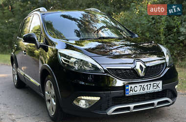 Минивэн Renault Scenic 2014 в 
