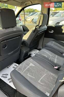 Минивэн Renault Scenic 2005 в 
