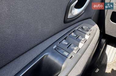 Минивэн Renault Scenic 2009 в 