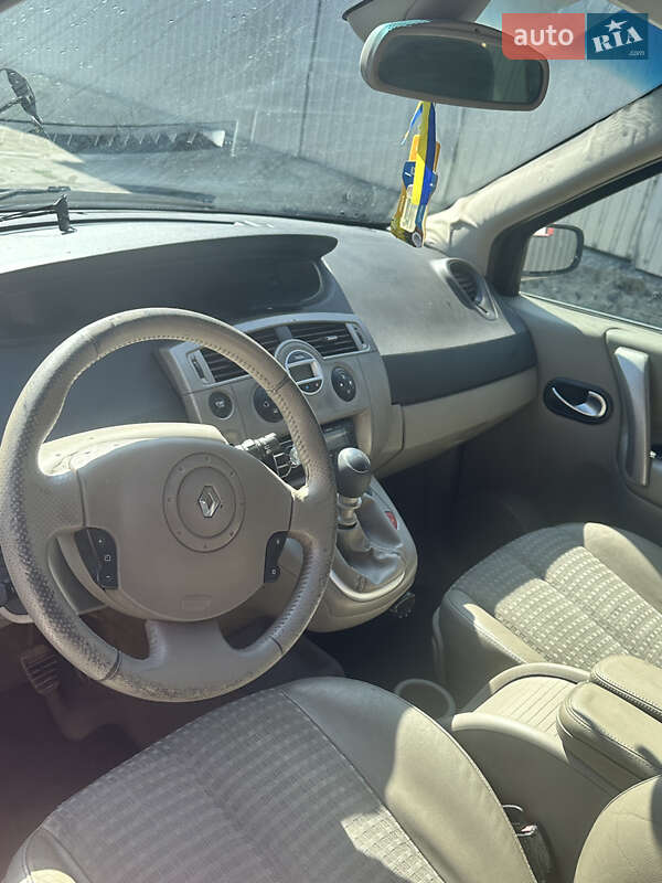 Минивэн Renault Scenic 2004 в Изяславе