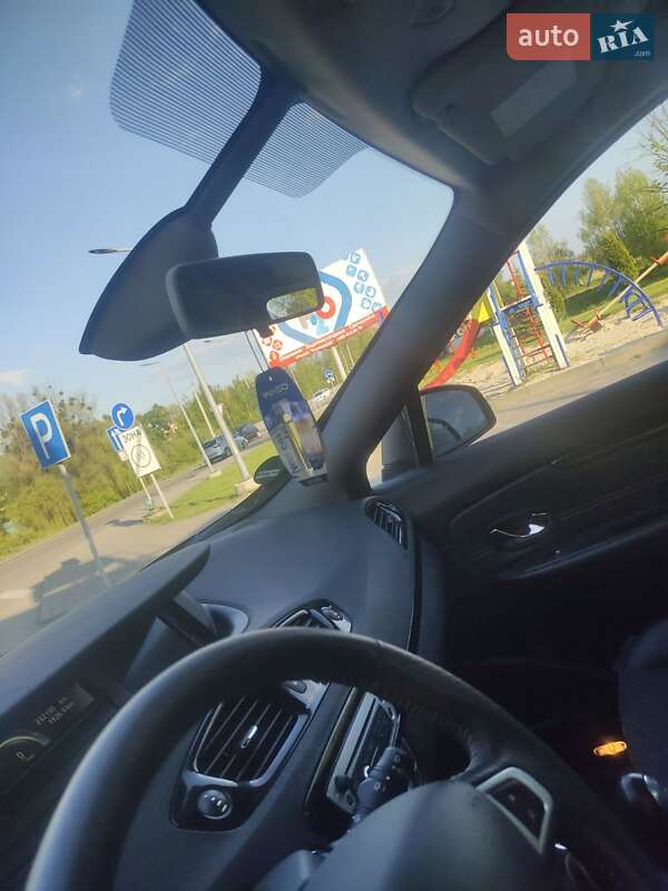 Минивэн Renault Scenic 2012 в Дубно фото 9 Минивэн Renault Scenic 2012 в Дубно