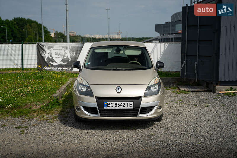 Renault Scenic 2011