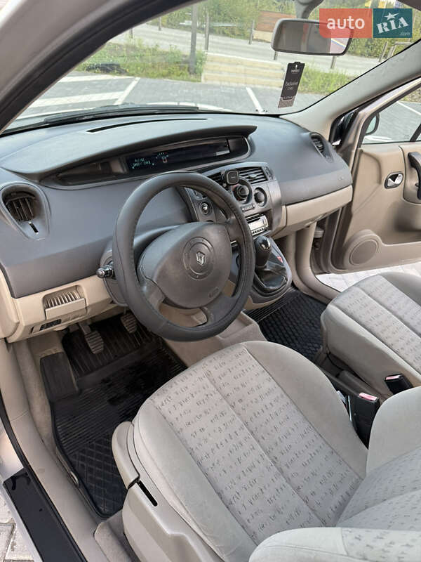 Минивэн Renault Scenic 2003 в Львове